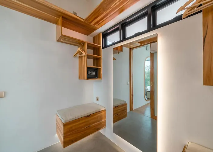 Villa Finity A : Romantic And Charming 1br In Canggu